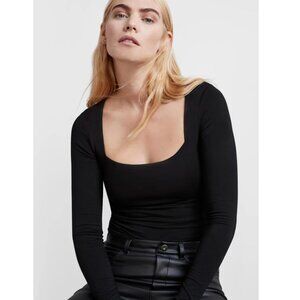 Marcella Carmine Top